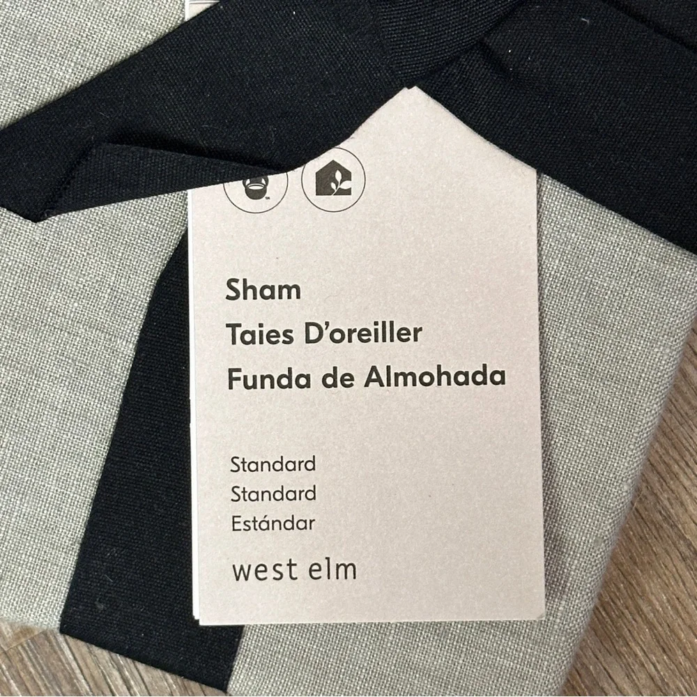 NWT West Elm European Flax Linen Standard Shams Set in Celadon Melange (Green)